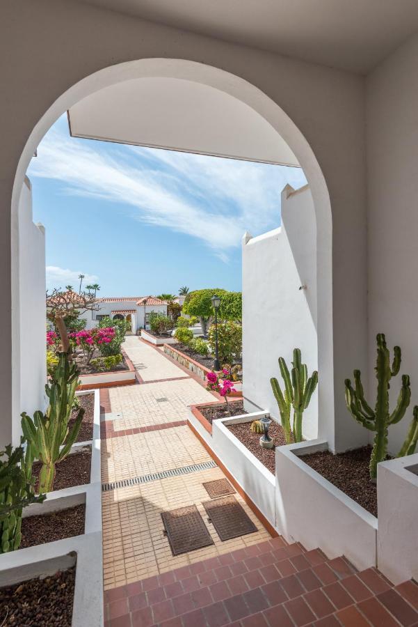 Apartamentos El Beril Costa Adeje Exterior photo