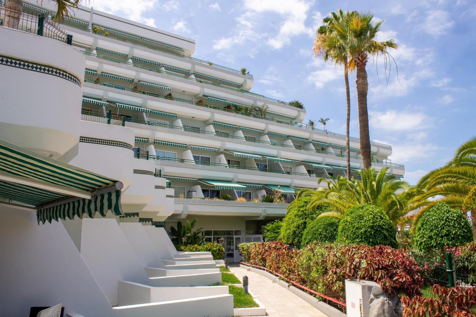 Apartamentos El Beril Costa Adeje Exterior photo